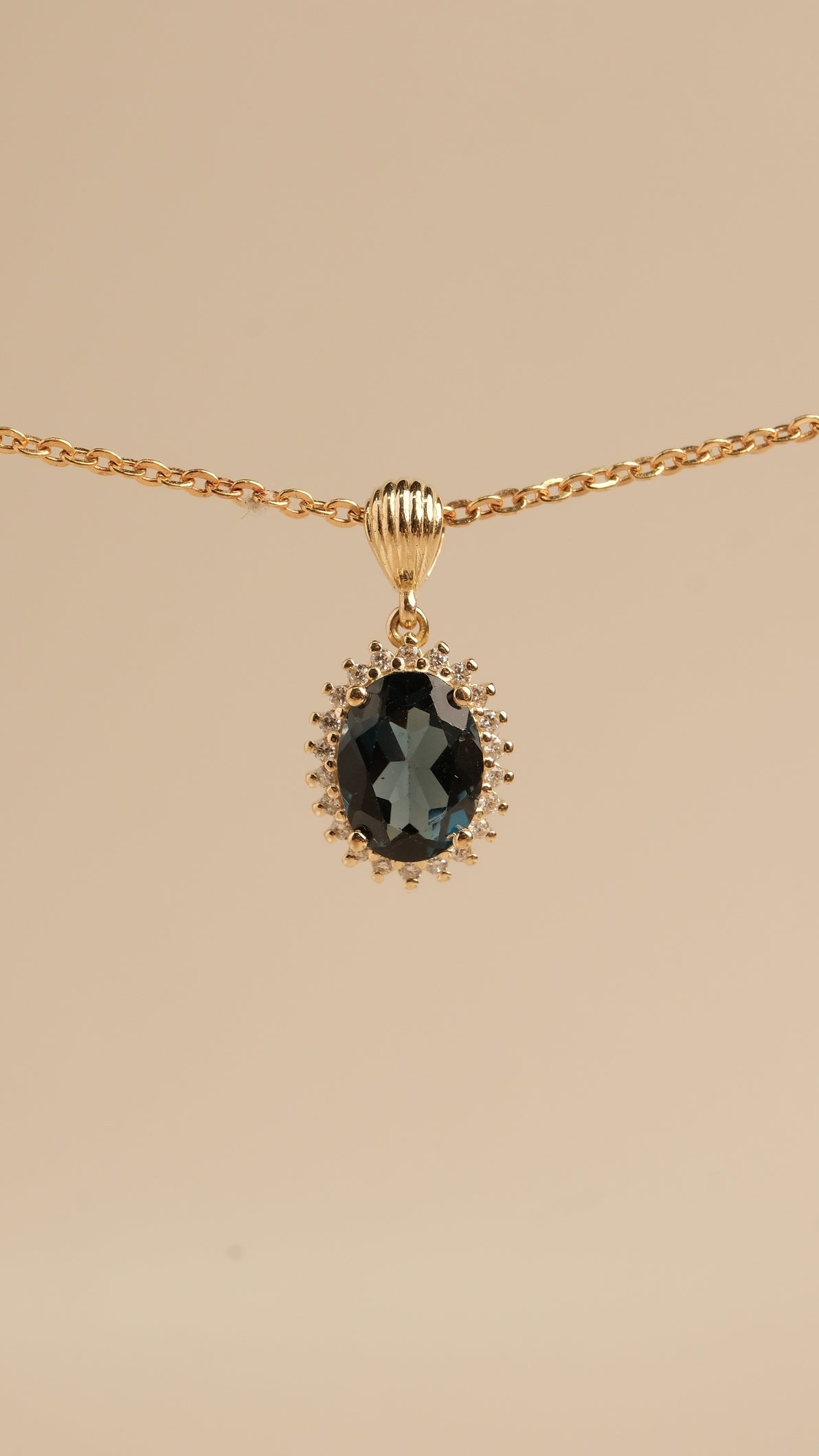 Eleanor Pendant