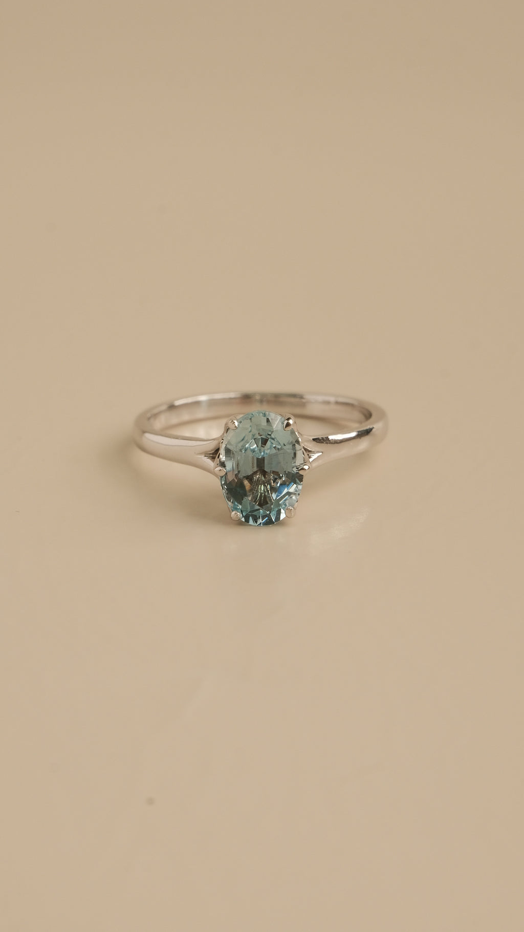 Eliana Ring