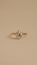 Lunella Ring
