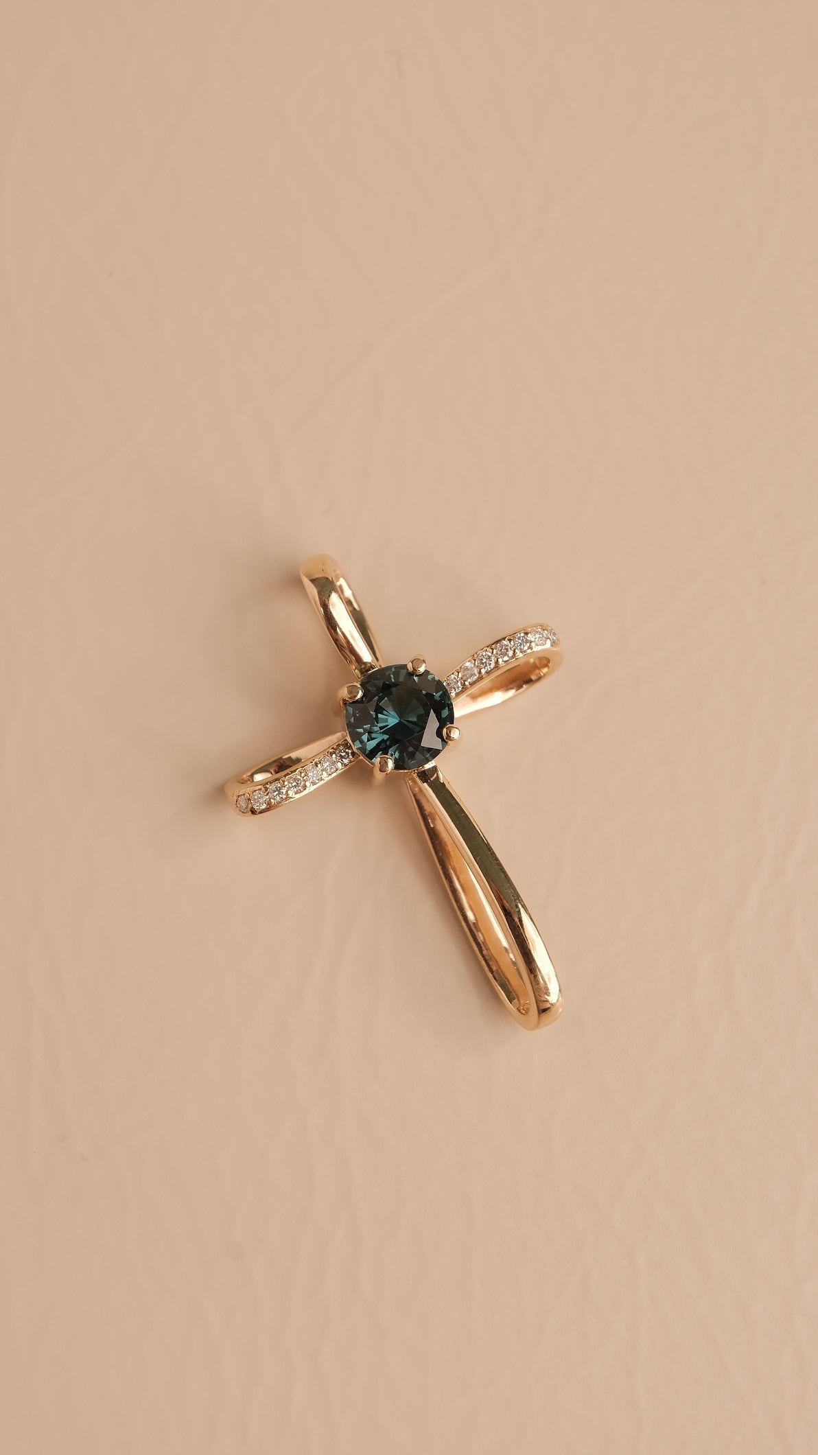Angelique Pendant
