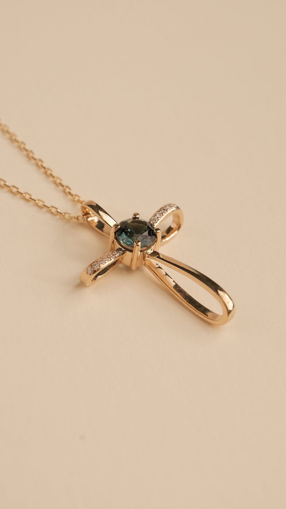 Angelique Pendant