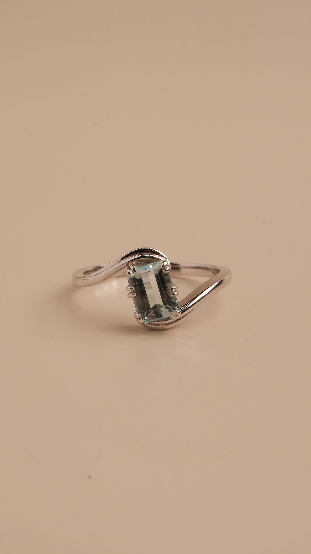 Amara Ring