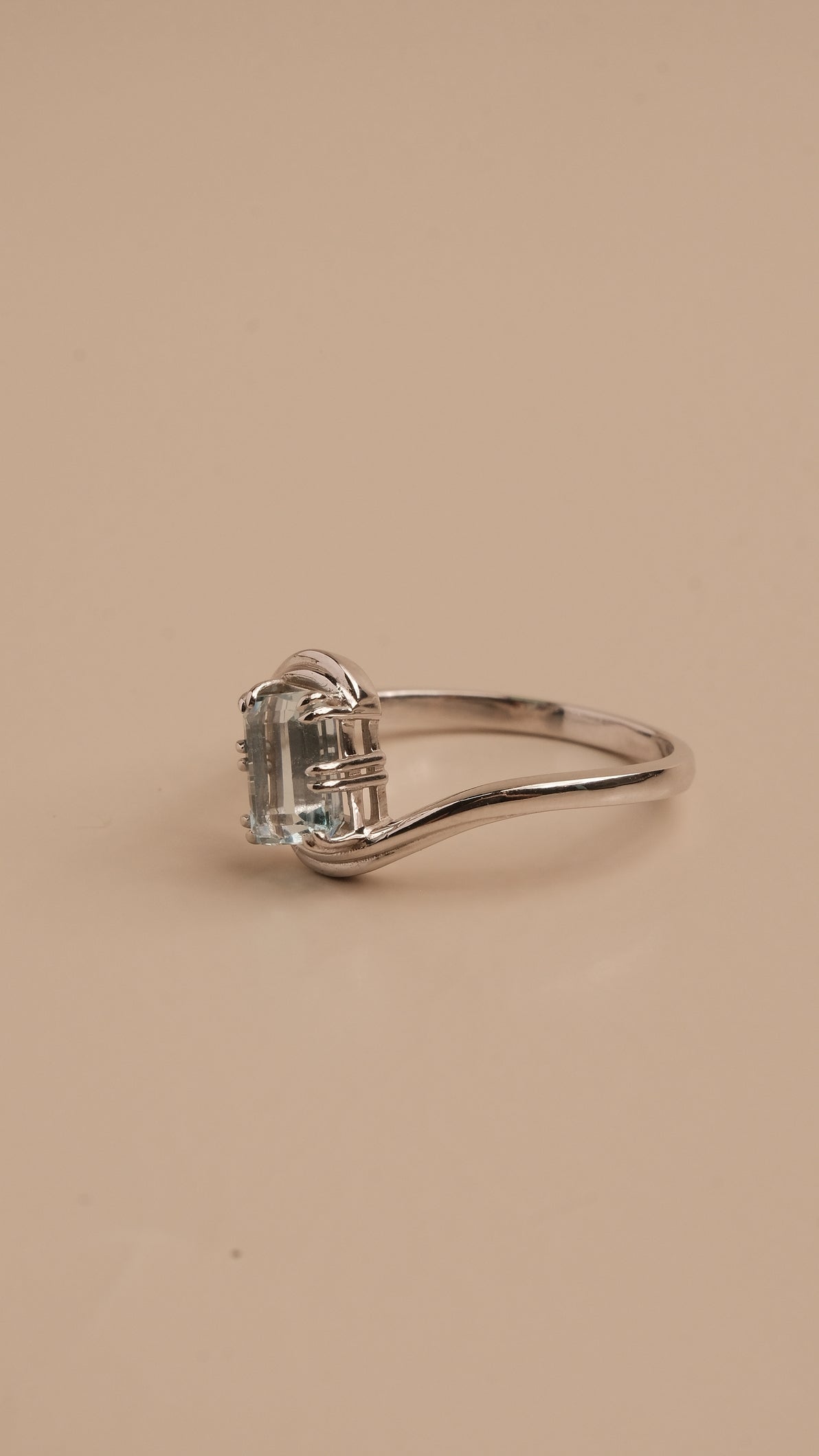 Amara Ring