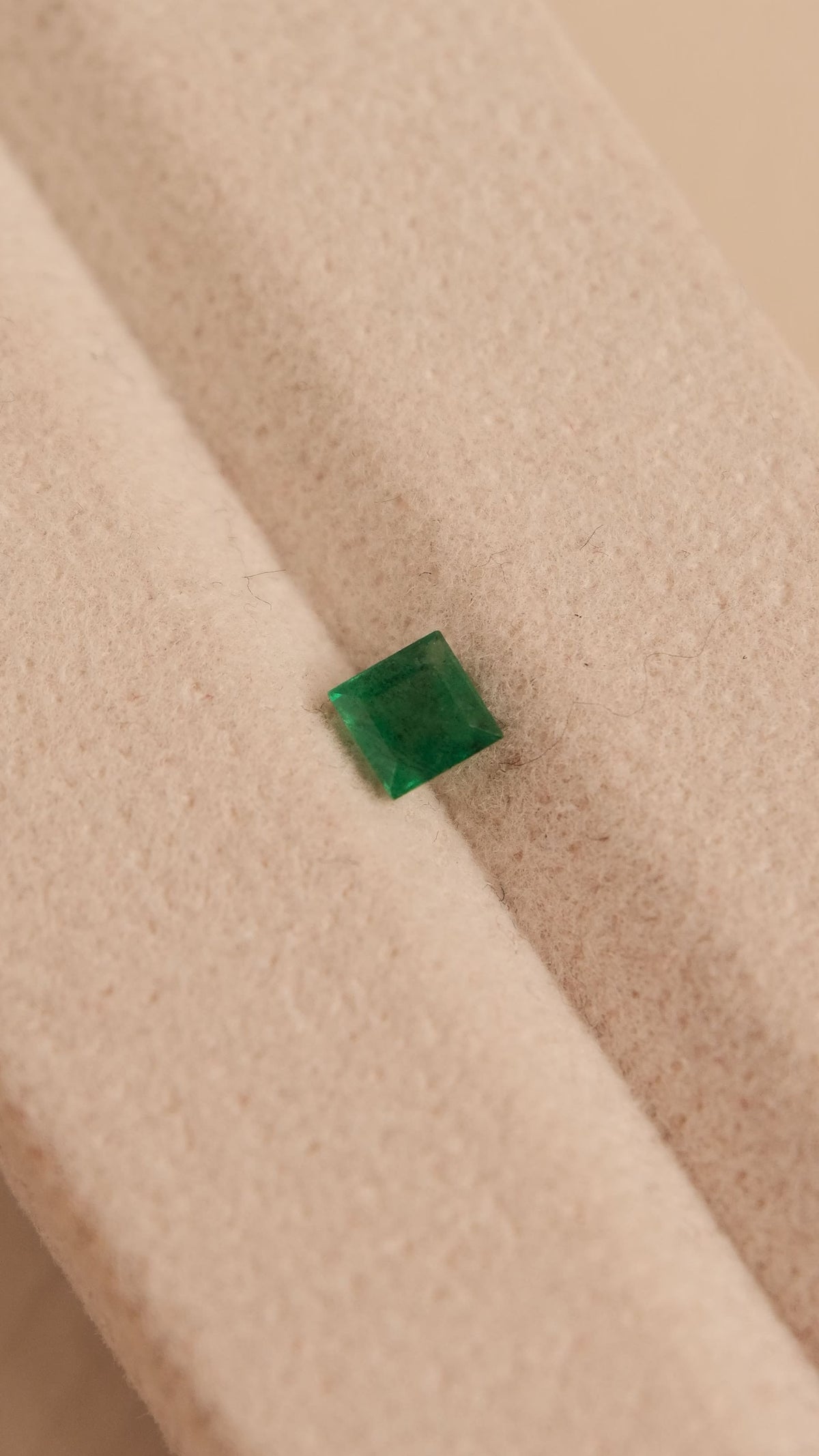 Emerald #25