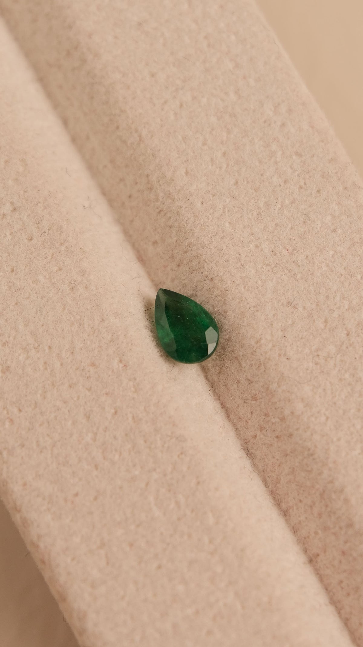 Emerald #27