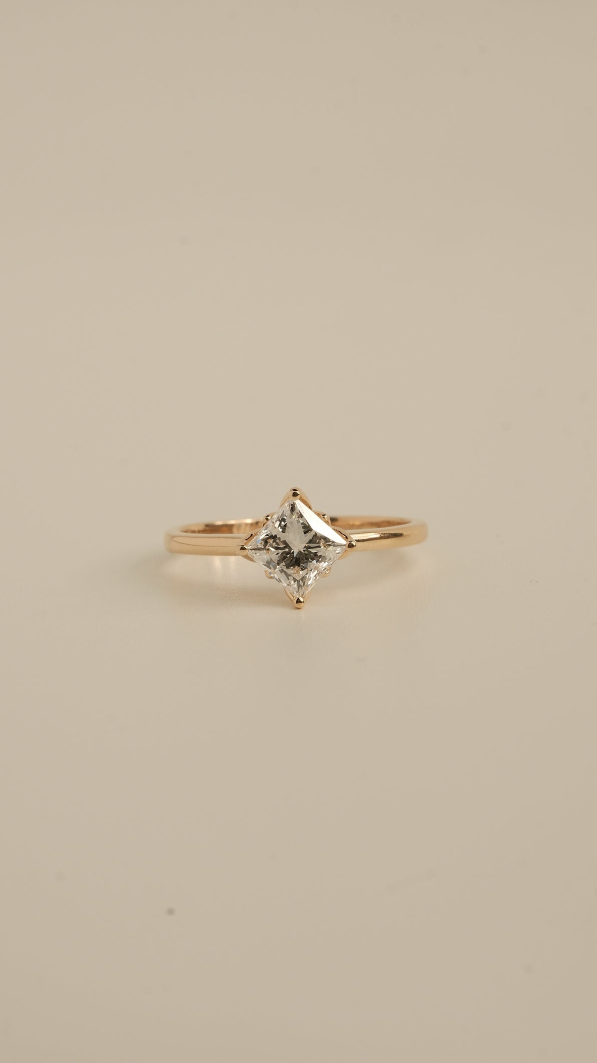 Vela Ring