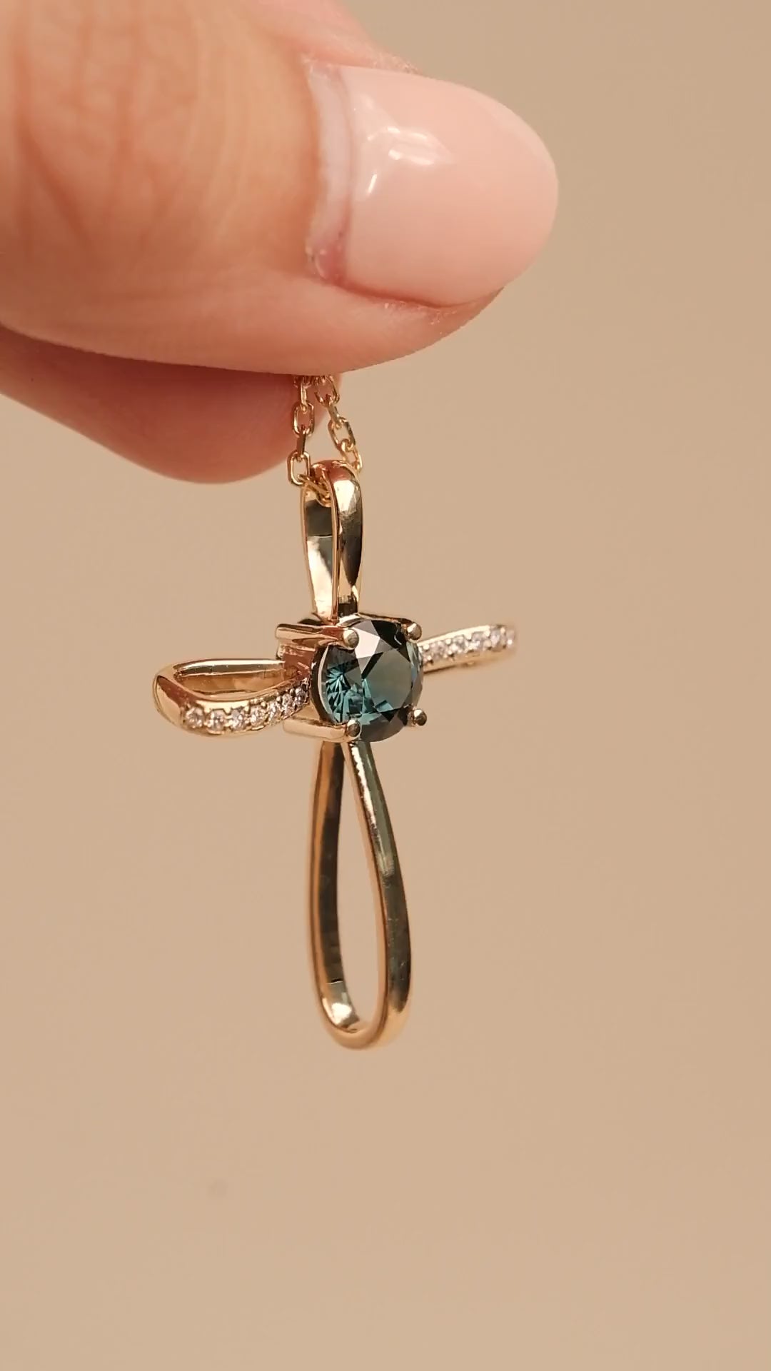 Angelique Pendant