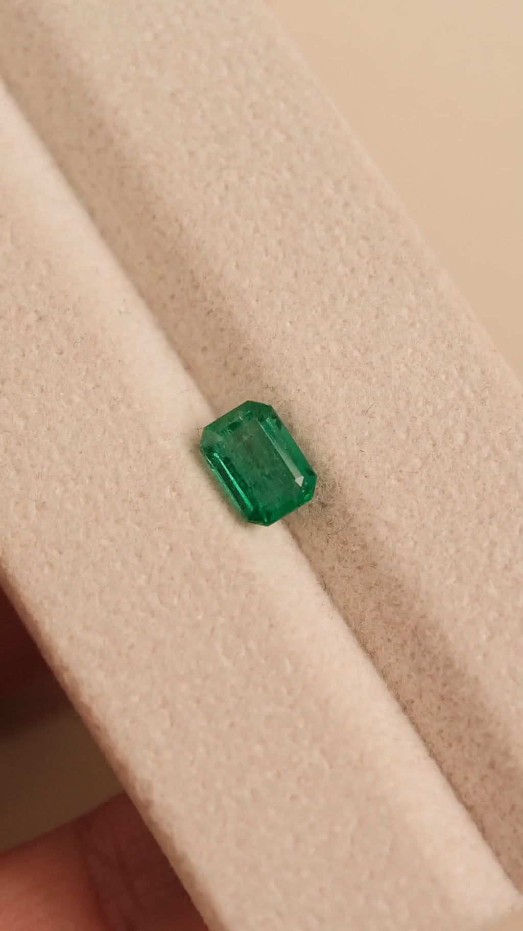 Emerald #28